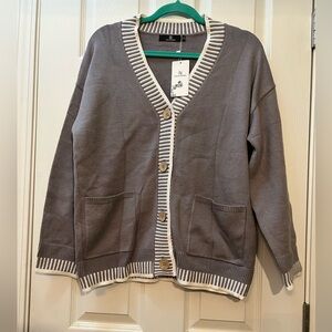 🦋 NWT Elegant Gray and cream Lillusory Cardigan with White Accents size medium